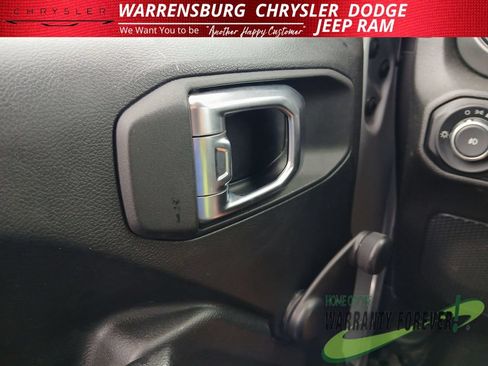 Used 2023 Jeep Wrangler Sport AWD/4WD image 32