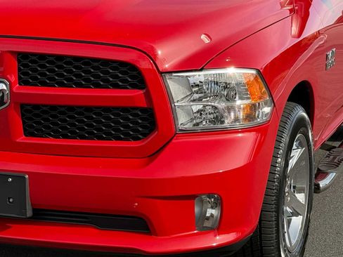 Used 2015 RAM 1500 Express image 9