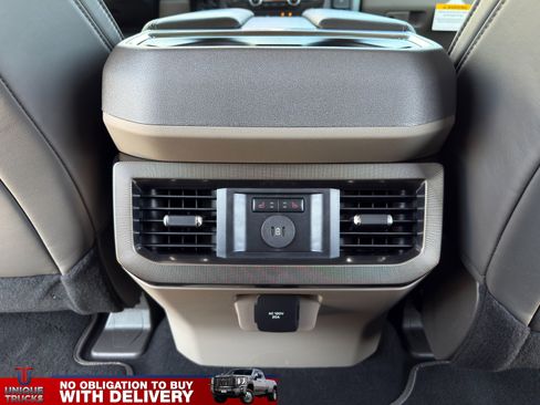 Used 2026 Ford F450 Platinum w/ Platinum Plus Package image 30