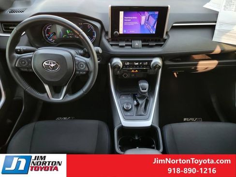Used 2023 Toyota RAV4 SE AWD/4WD image 26