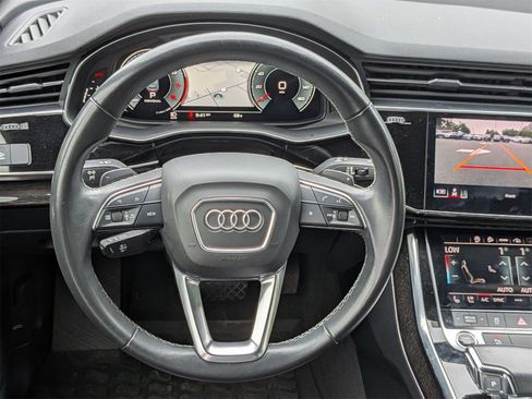 Used 2021 Audi Q8 Premium Plus w/ Premium Plus Package image 32