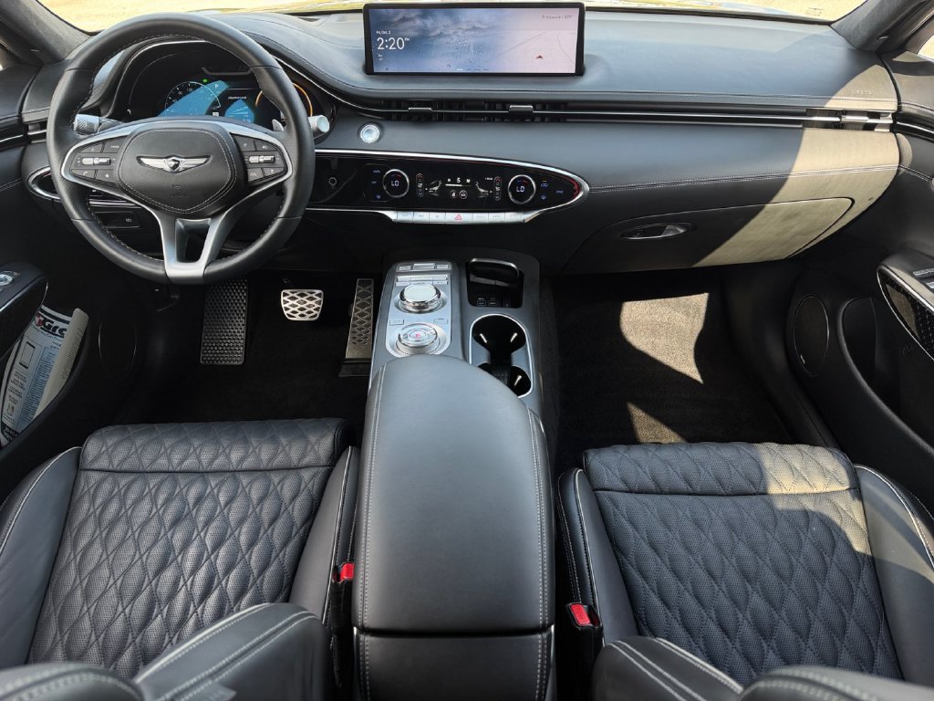 Used 2023 Genesis GV70 3.5T Sport w/ Sport Prestige Package AWD/4WD image 19