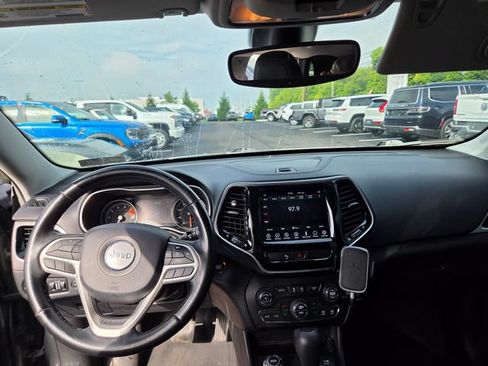Used 2020 Jeep Cherokee Limited AWD/4WD image 6