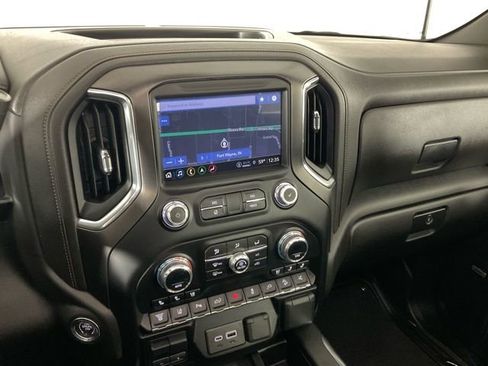 Used 2023 GMC Sierra 2500 AT4 w/ AT4 Premium Plus Package image 16