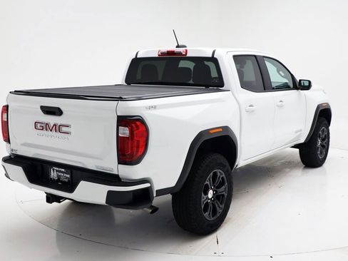 Used 2024 GMC Canyon Elevation w/ Trailering Package AWD/4WD image 10