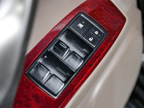 Used 2016 Lexus GX 460 image 46