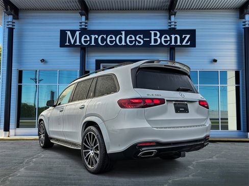 New 2026 Mercedes-Benz GLS 450 4MATIC image 4