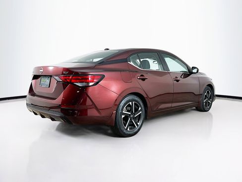 Used 2024 Nissan Sentra SV image 9