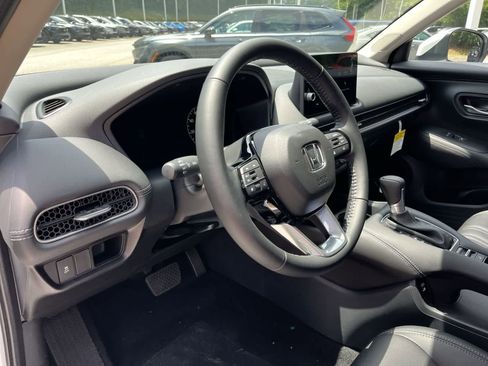 New 2026 Honda HR-V EX-L image 13
