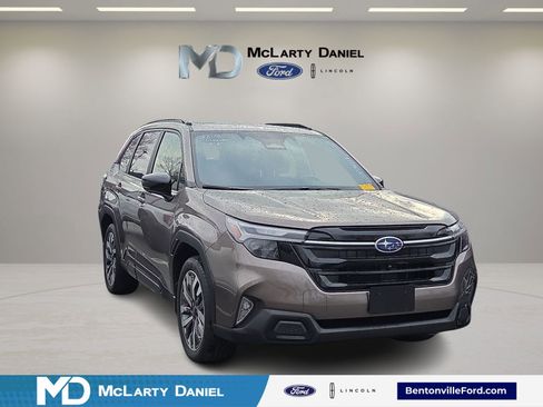 Used 2025 Subaru Forester Touring w/ Popular Package - Touring image 1