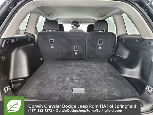 Certified 2023 Jeep Grand Cherokee Laredo image 31