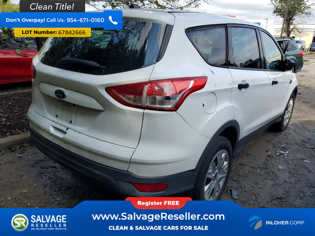 Used 2015 Ford Escape S FWD image 4