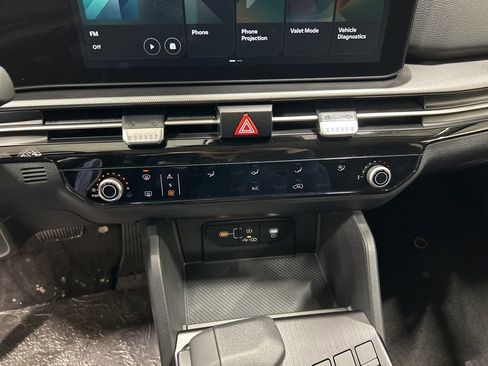 New 2026 Kia Sportage LX image 18