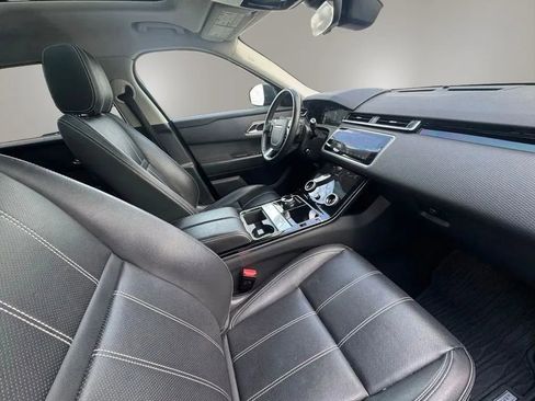 Used 2019 Land Rover Range Rover Velar S AWD/4WD image 16