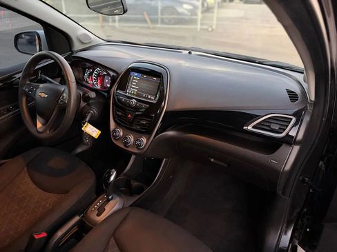 Used 2021 Chevrolet Spark LT w/ Spark Special Edition image 31