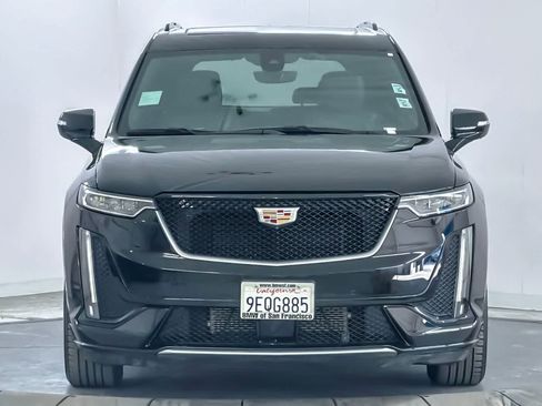 Used 2023 Cadillac XT6 Sport w/ Technology Package image 10