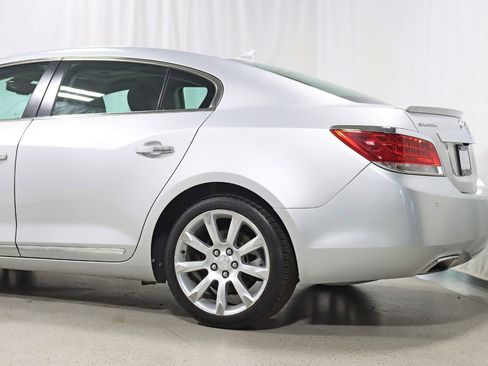 Used 2012 Buick LaCrosse Touring FWD image 11