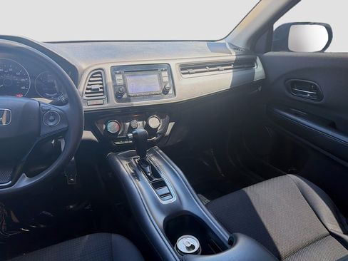 Certified 2020 Honda HR-V LX image 22