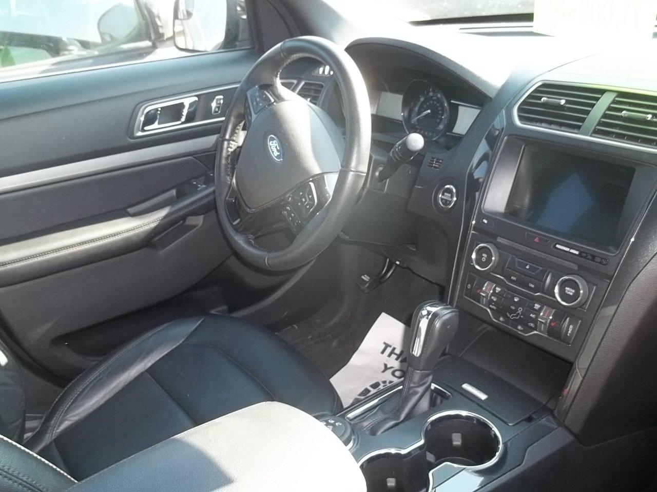 Used 2018 Ford Explorer XLT w/ Equipment Group 202A AWD/4WD image 5