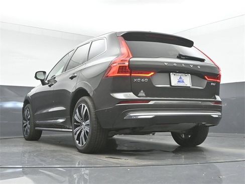 Used 2022 Volvo XC60 B6 Inscription w/ Advanced Package image 42