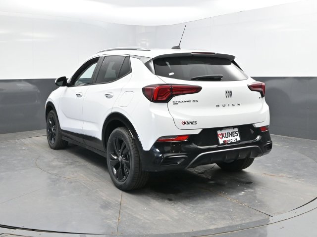 Used 2024 Buick Encore GX Sport Touring AWD/4WD image 10