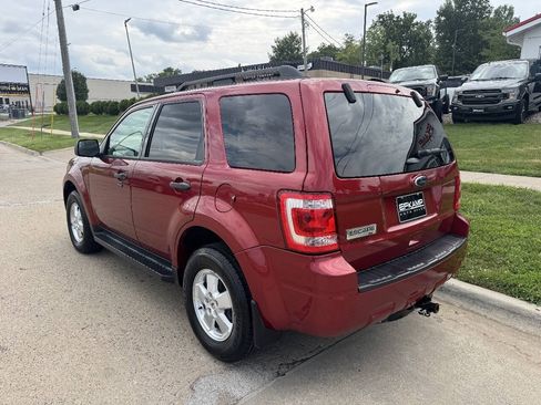 Used 2012 Ford Escape XLT FWD image 3