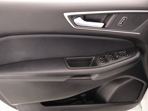 Used 2024 Ford Edge SEL image 15