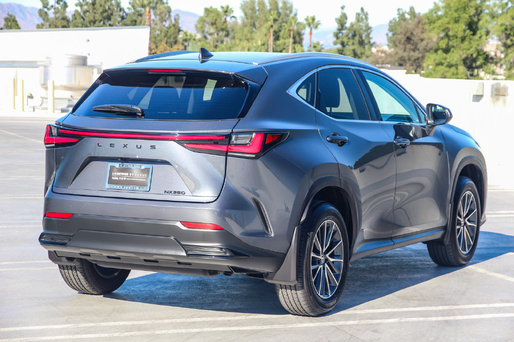 Certified 2025 Lexus NX 250 FWD w/ Premium Package image 5