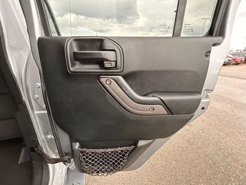 Used 2018 Jeep Wrangler Unlimited Sport S AWD/4WD image 36