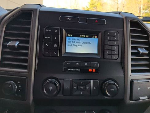 Used 2022 Ford F250 XL w/ Power Equipment Group image 21