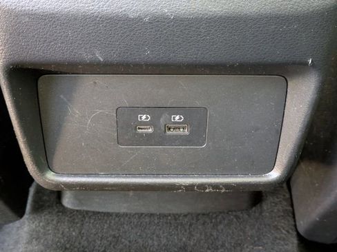 Used 2023 Nissan Rogue SV FWD image 14