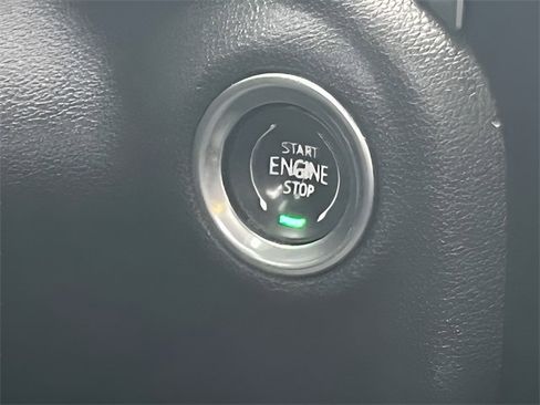 Used 2020 Chevrolet Silverado 1500 LT w/ Texas Edition image 22