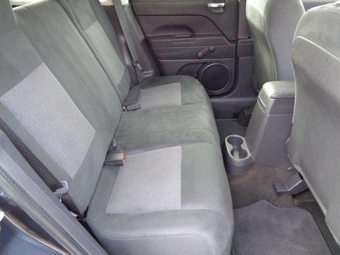 Used 2014 Jeep Patriot Sport w/ Tire & Wheel Group image 19