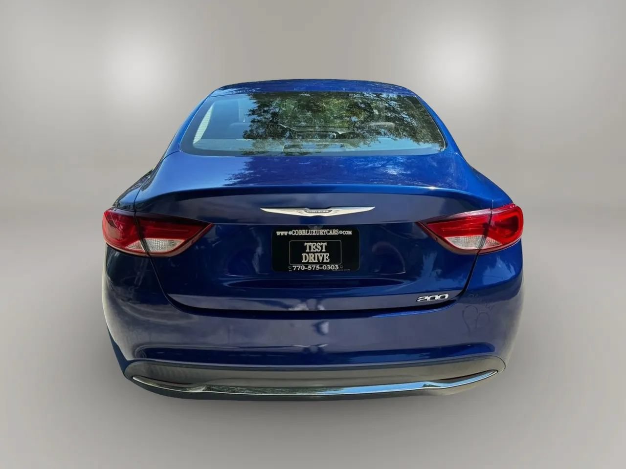 Used 2016 Chrysler 200 Limited FWD image 10