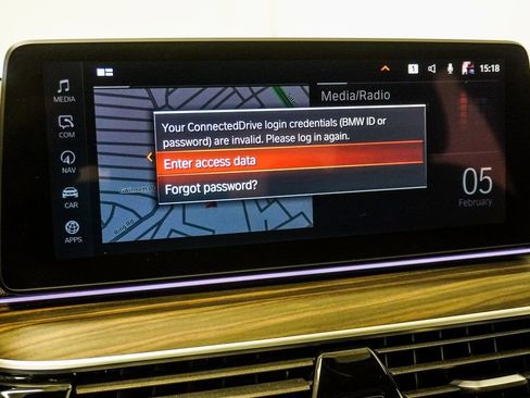 Used 2023 BMW 540i xDrive w/ Premium Package image 26