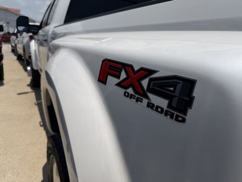 Used 2019 Ford F450 Platinum w/ Platinum Ultimate Package AWD/4WD image 38