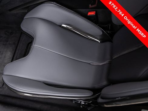 Used 2025 Ferrari SF90 Spider image 34