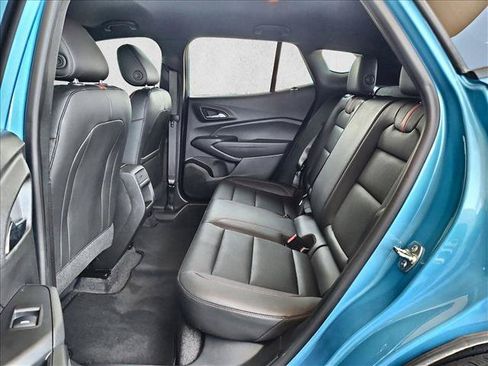 Used 2025 Chevrolet Trax RS w/ Driver Confidence Package FWD image 18