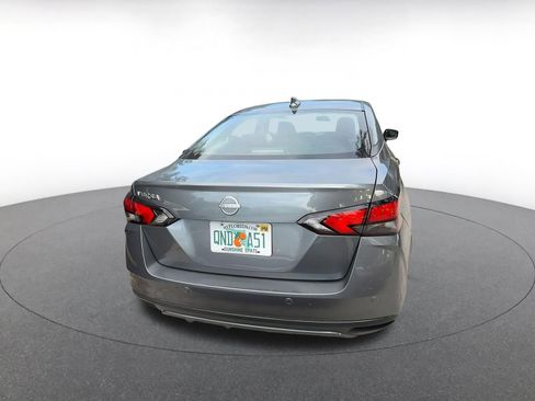 Used 2025 Nissan Versa SV image 8