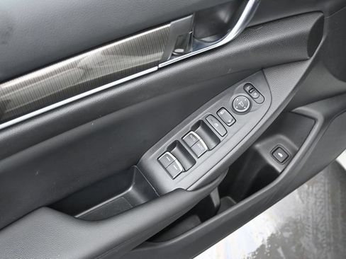 Used 2022 Honda Accord Sport Special Edition image 17