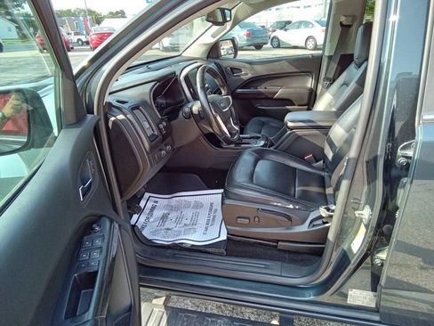 Used 2017 GMC Canyon SLT AWD/4WD image 14