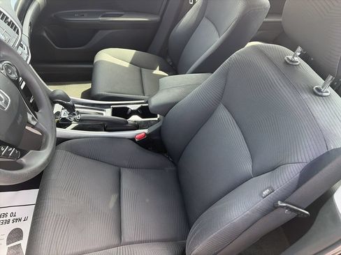 Used 2017 Honda Accord LX image 12