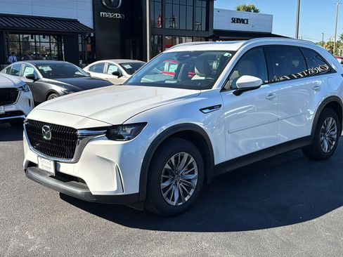 Certified 2024 MAZDA CX-90 Plug-In Hybrid w/ Preferred image 4