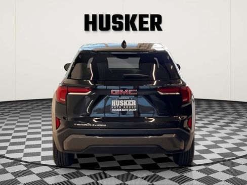 Used 2025 GMC Terrain Elevation image 8