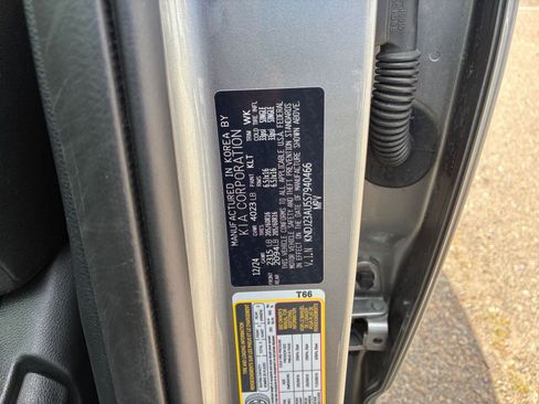 Used 2025 Kia Soul LX w/ LX Technology Package image 27