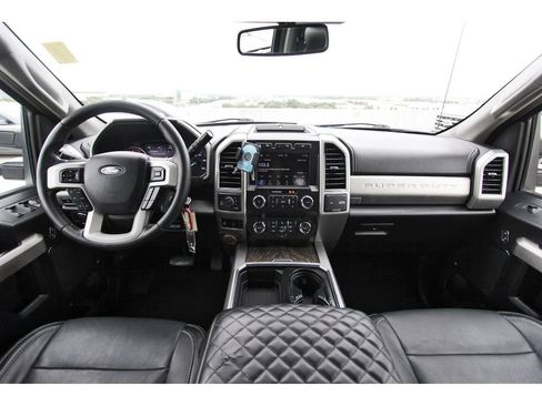 Used 2019 Ford F250 Lariat w/ FX4 Off-Road Package AWD/4WD image 9