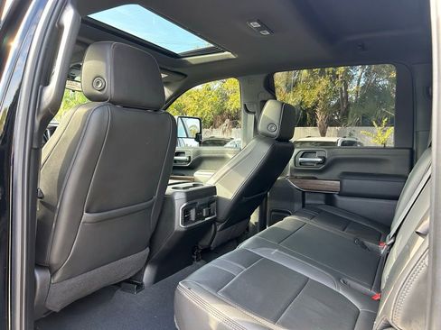 Used 2022 Chevrolet Silverado 2500 High Country w/ Z71 Off-Road Package image 15