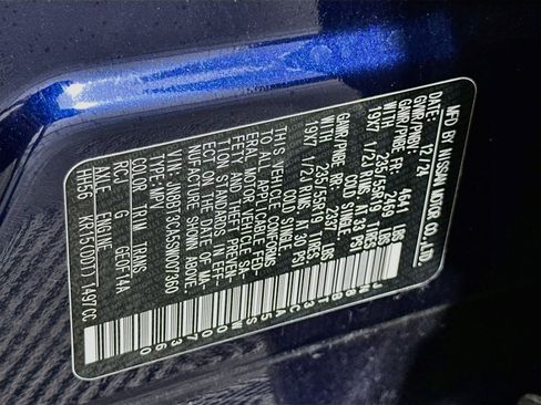 Used 2025 Nissan Rogue SL FWD image 12