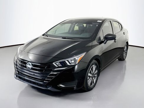 Used 2023 Nissan Versa S w/ S Plus Package FWD image 4