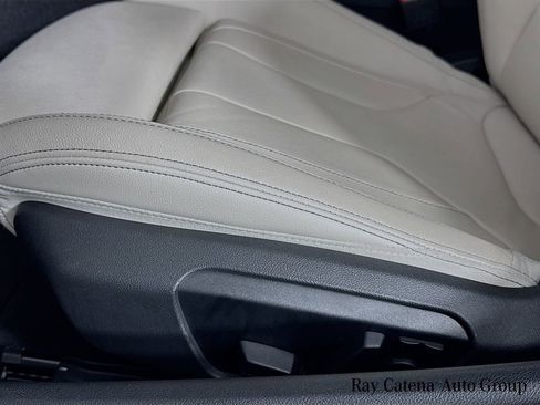 Used 2023 BMW Z4 M40i w/ Premium Package image 20